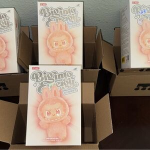 Pop Mart Labubu Big into energy - unopened -